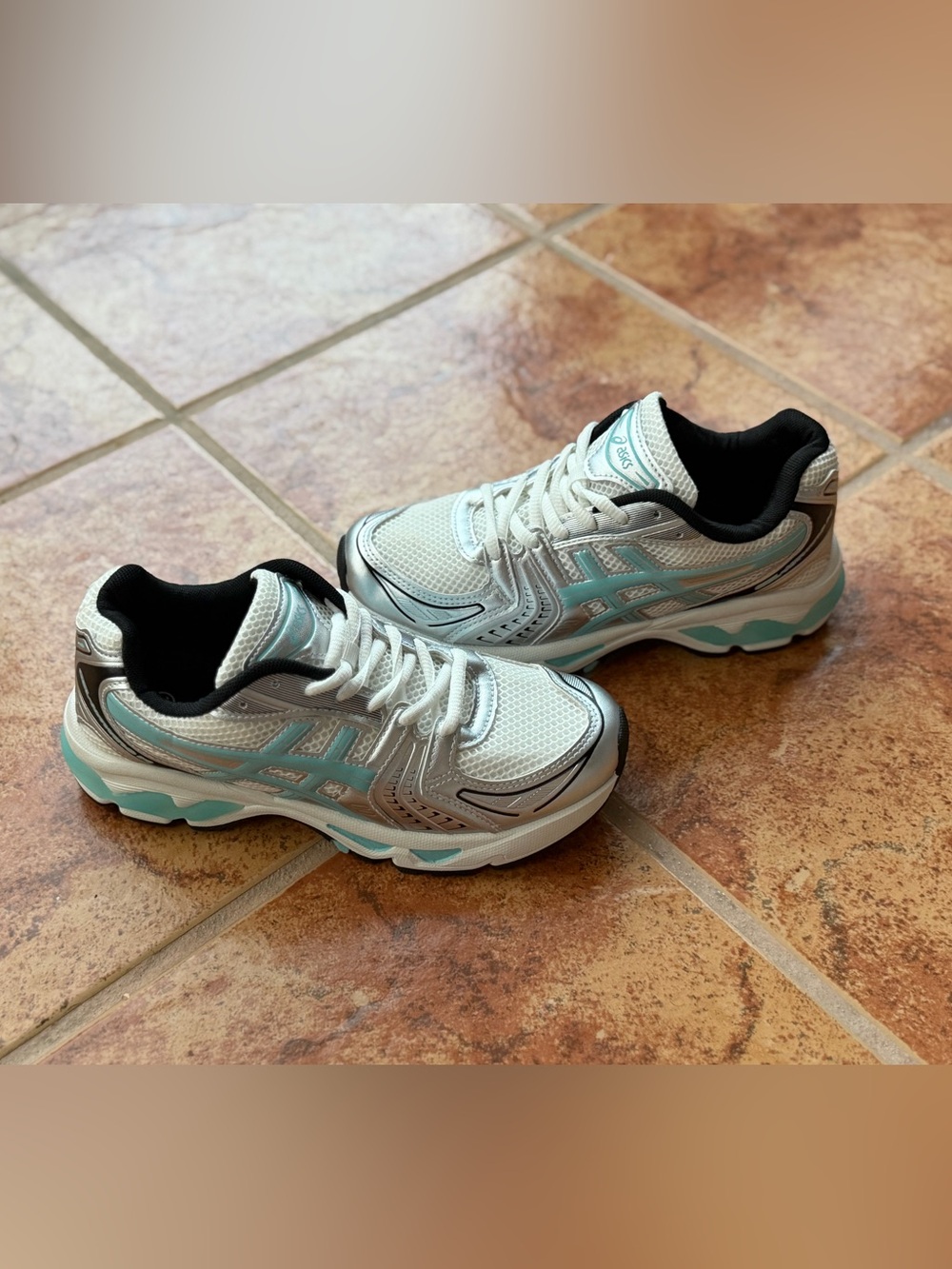 Size 5 Men’s And Women’s 6.5 - Asics Gel Kayano 14 White and Light Blue Athletic